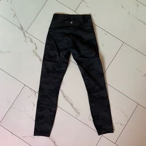 LULULEMON WUNDER UNDER HR 25" LEGGINGS